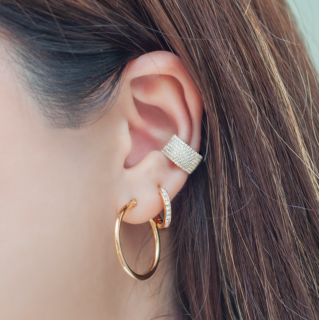 Pavé diamond ear cuff